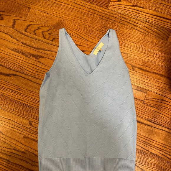 Chevron Double V Sweater Tank - Picture 2 of 2